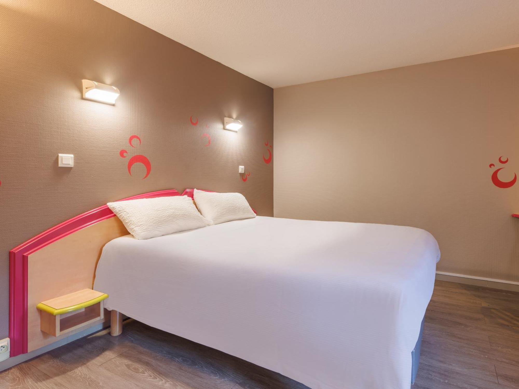 Aurena Hotel 2*