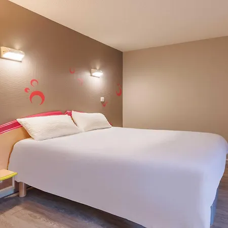 B&B Hotel Aurillac Le Lioran Exterior photo